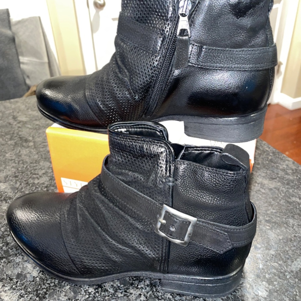 Miz Mooz NYC Leather Ankle Boots with Buckle - Suzy EU39 US Size 8.5-9 - Picture 4 of 12